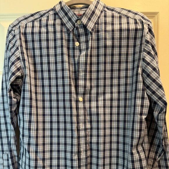 Untuckit Dress Shirt - Picture 1 of 3